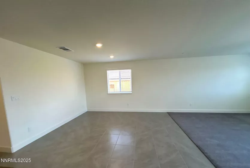 963 Cascade Range, Sparks, Nevada 89436, 4 Bedrooms Bedrooms, ,2 BathroomsBathrooms,Residential Lease,Manufactured,Cascade Range,250053400