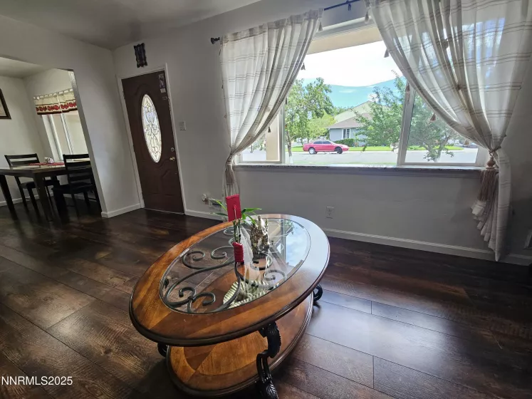 1195 Curti, Reno, Nevada 89502, 3 Bedrooms Bedrooms, ,1 BathroomBathrooms,Residential,Residential,Curti,250053403