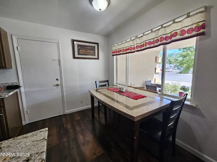 1195 Curti, Reno, Nevada 89502, 3 Bedrooms Bedrooms, ,1 BathroomBathrooms,Residential,Residential,Curti,250053403