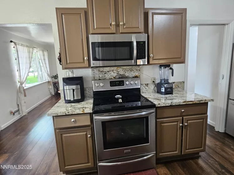 1195 Curti, Reno, Nevada 89502, 3 Bedrooms Bedrooms, ,1 BathroomBathrooms,Residential,Residential,Curti,250053403