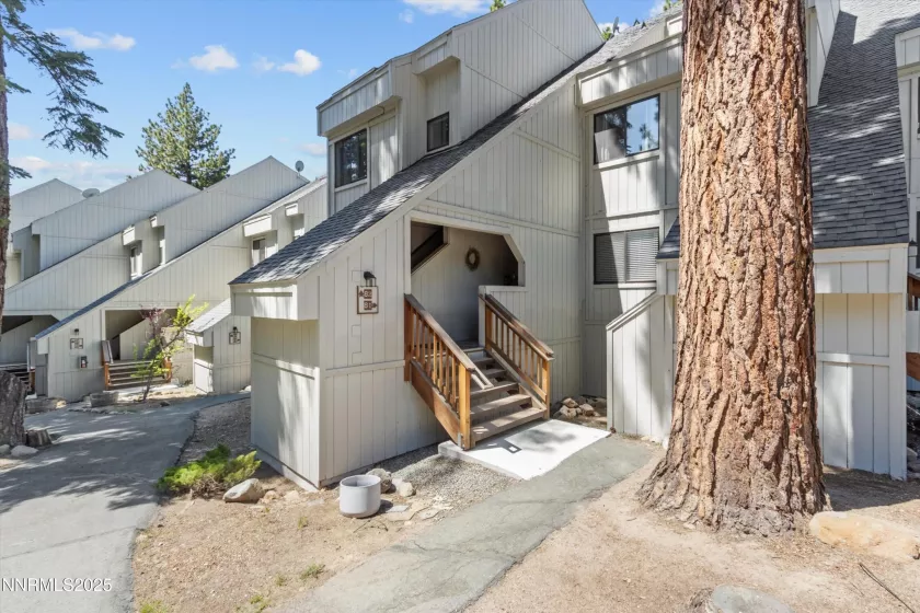 807 Alder, Incline Village, Nevada 89451, 2 Bedrooms Bedrooms, ,2 BathroomsBathrooms,Residential,Residential,Alder,250053404