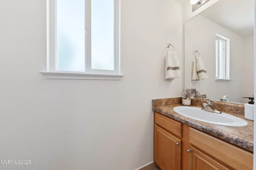 17705 Oakview, Reno, Nevada 89508, 3 Bedrooms Bedrooms, ,3 BathroomsBathrooms,Residential,Residential,Oakview,250051456