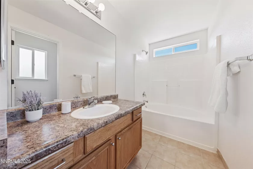 17705 Oakview, Reno, Nevada 89508, 3 Bedrooms Bedrooms, ,3 BathroomsBathrooms,Residential,Residential,Oakview,250051456