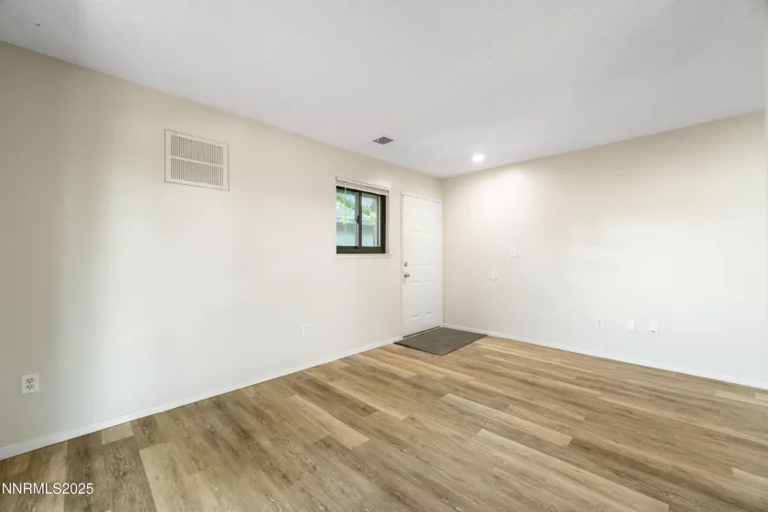 2229 Kietzke, Reno, Nevada 89502, 2 Bedrooms Bedrooms, ,1 BathroomBathrooms,Residential,Residential,Kietzke,250053407