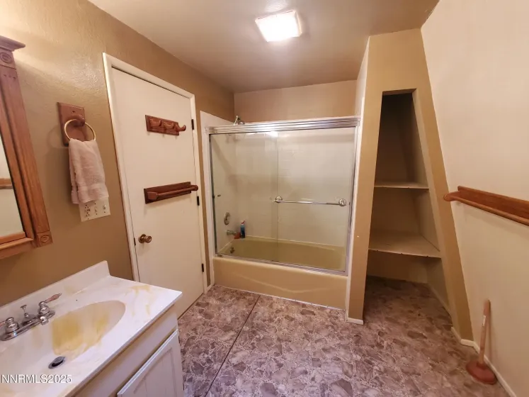 15 Sunnyside, Winnemucca, Nevada 89445, 3 Bedrooms Bedrooms, ,2 BathroomsBathrooms,Residential,Residential,Sunnyside,250053409