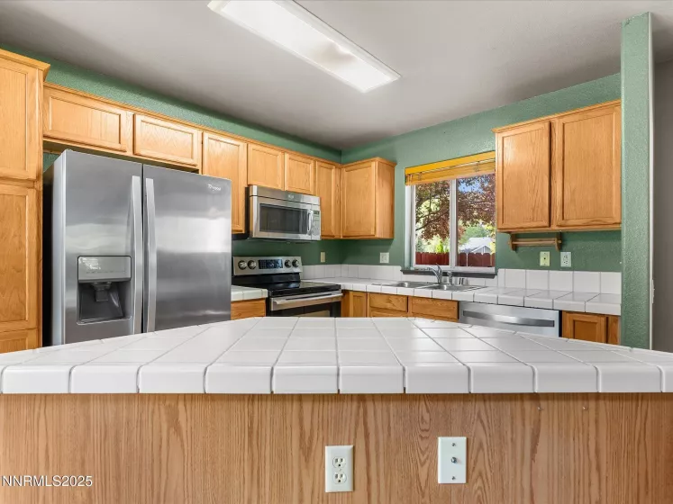 450 Len, Reno, Nevada 89511, 3 Bedrooms Bedrooms, ,3 BathroomsBathrooms,Residential,Residential,Len,250053413