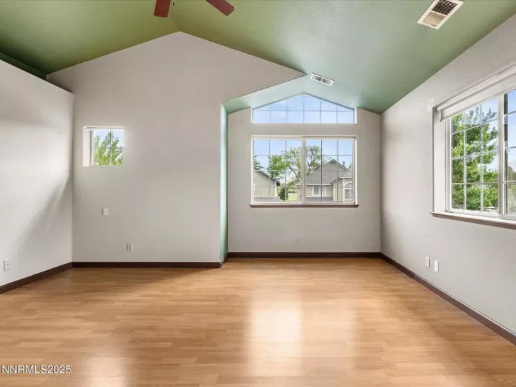 450 Len, Reno, Nevada 89511, 3 Bedrooms Bedrooms, ,3 BathroomsBathrooms,Residential,Residential,Len,250053413