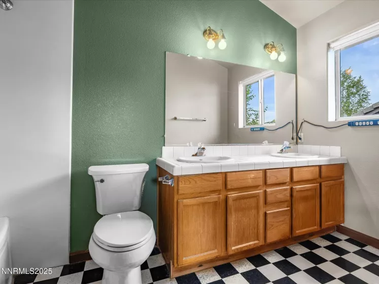 450 Len, Reno, Nevada 89511, 3 Bedrooms Bedrooms, ,3 BathroomsBathrooms,Residential,Residential,Len,250053413
