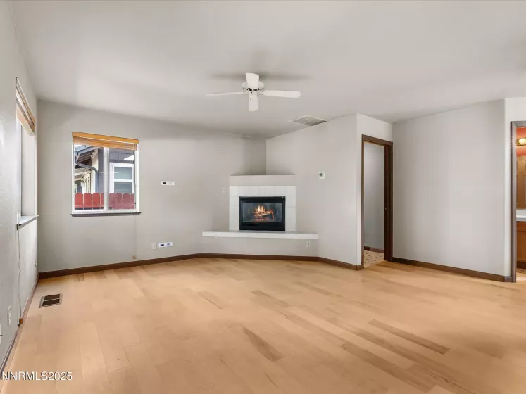 450 Len, Reno, Nevada 89511, 3 Bedrooms Bedrooms, ,3 BathroomsBathrooms,Residential,Residential,Len,250053413