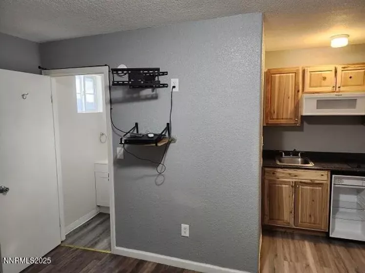 1145, 1155 Cornell, Lovelock, Nevada 89419, 1 Bedroom Bedrooms, ,1 BathroomBathrooms,Residential Lease,Manufactured,Cornell,250053416