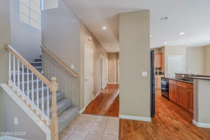 811 Pinchot Pass, Sparks, Nevada 89436, 4 Bedrooms Bedrooms, ,3 BathroomsBathrooms,Residential,Residential,Pinchot Pass,250053420