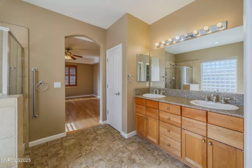 811 Pinchot Pass, Sparks, Nevada 89436, 4 Bedrooms Bedrooms, ,3 BathroomsBathrooms,Residential,Residential,Pinchot Pass,250053420