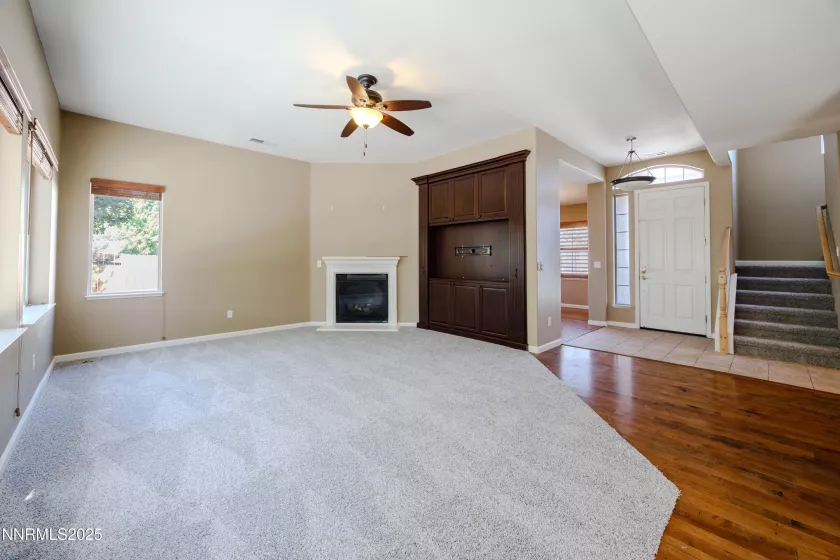 811 Pinchot Pass, Sparks, Nevada 89436, 4 Bedrooms Bedrooms, ,3 BathroomsBathrooms,Residential,Residential,Pinchot Pass,250053420