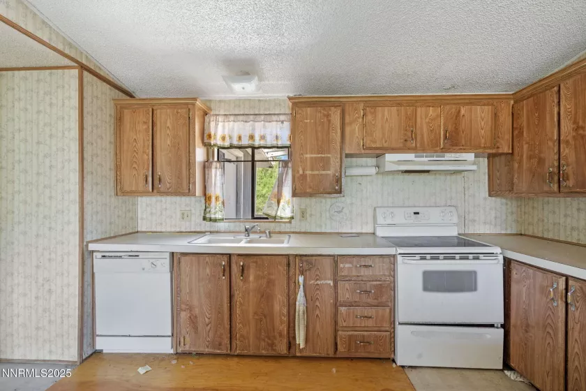 1490 Sandstone, Topaz Ranch Estates, Nevada 89444, 3 Bedrooms Bedrooms, ,2 BathroomsBathrooms,Residential,Residential,Sandstone,250053422