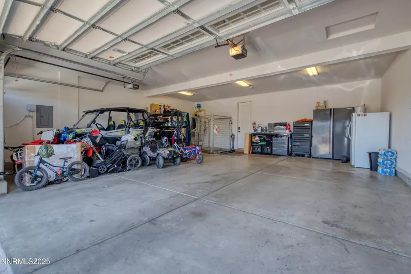 7819 Tarkio, Sparks, Nevada 89436, 5 Bedrooms Bedrooms, ,3 BathroomsBathrooms,Residential,Residential,Tarkio,250053424