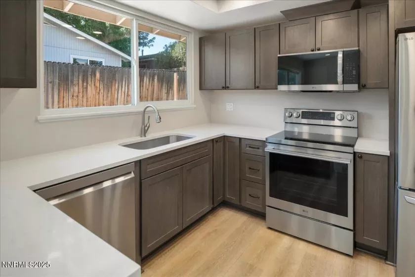 1840 Kings, Reno, Nevada 89503, 4 Bedrooms Bedrooms, ,2 BathroomsBathrooms,Residential,Residential,Kings,250053427