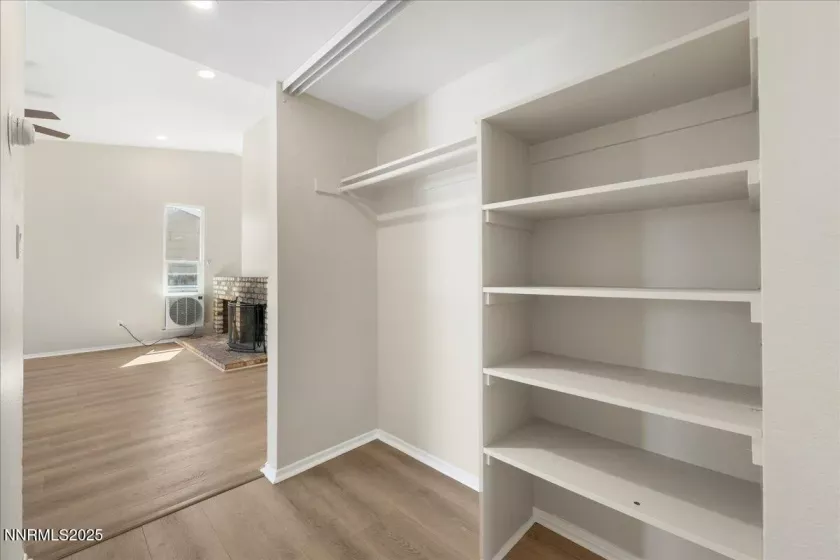 1840 Kings, Reno, Nevada 89503, 4 Bedrooms Bedrooms, ,2 BathroomsBathrooms,Residential,Residential,Kings,250053427