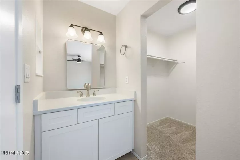 1840 Kings, Reno, Nevada 89503, 4 Bedrooms Bedrooms, ,2 BathroomsBathrooms,Residential,Residential,Kings,250053427