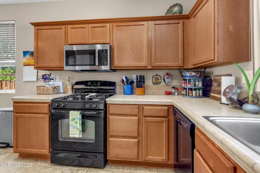4147 Matter, Sparks, Nevada 89436, 3 Bedrooms Bedrooms, ,2 BathroomsBathrooms,Residential,Residential,Matter,250053428