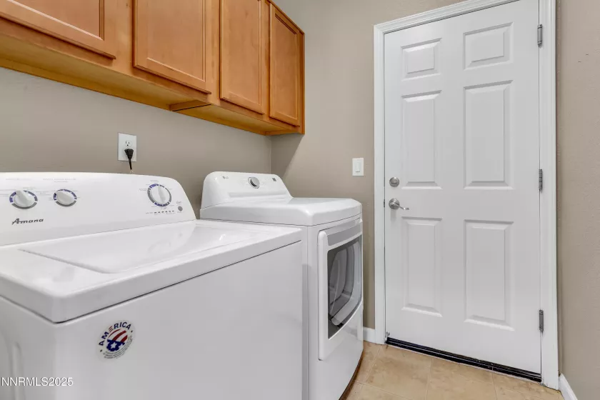 4147 Matter, Sparks, Nevada 89436, 3 Bedrooms Bedrooms, ,2 BathroomsBathrooms,Residential,Residential,Matter,250053428