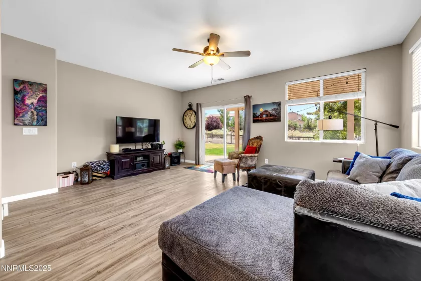 4147 Matter, Sparks, Nevada 89436, 3 Bedrooms Bedrooms, ,2 BathroomsBathrooms,Residential,Residential,Matter,250053428