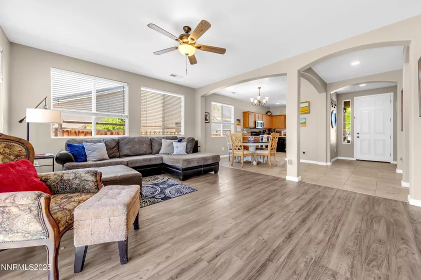 4147 Matter, Sparks, Nevada 89436, 3 Bedrooms Bedrooms, ,2 BathroomsBathrooms,Residential,Residential,Matter,250053428