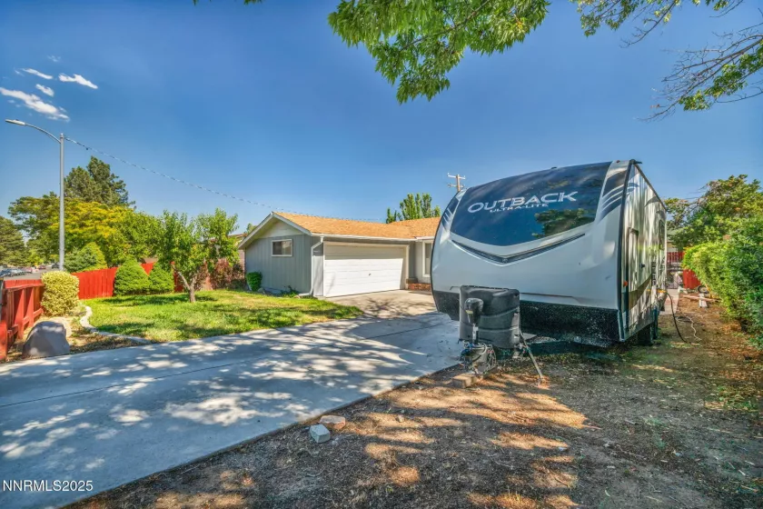 2100 6th, Reno, Nevada 89503, 3 Bedrooms Bedrooms, ,1 BathroomBathrooms,Residential,Residential,6th,250053431