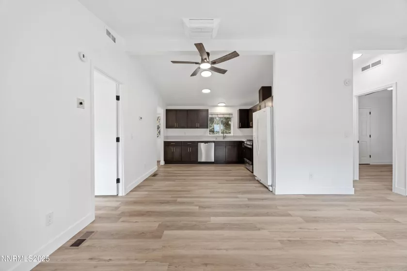 2185 Barberry, Reno, Nevada 89512, 3 Bedrooms Bedrooms, ,2 BathroomsBathrooms,Residential,Residential,Barberry,250053433