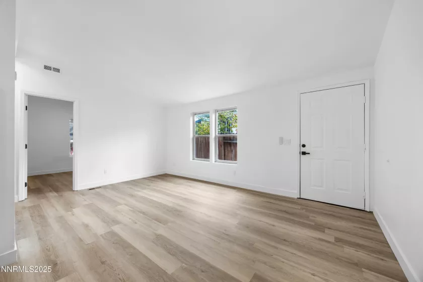 2185 Barberry, Reno, Nevada 89512, 3 Bedrooms Bedrooms, ,2 BathroomsBathrooms,Residential,Residential,Barberry,250053433