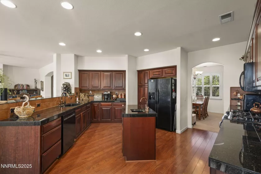 174 Shady Grove, Dayton, Nevada 89403, 5 Bedrooms Bedrooms, ,3 BathroomsBathrooms,Residential,Residential,Shady Grove,250053432