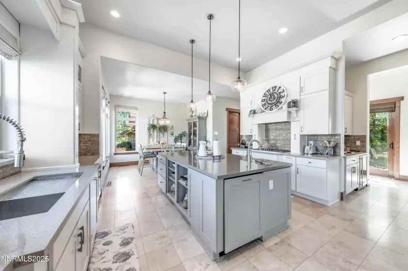 2195 Candle Rock, Reno, Nevada 89523, 4 Bedrooms Bedrooms, ,6 BathroomsBathrooms,Residential,Residential,Candle Rock,250053436