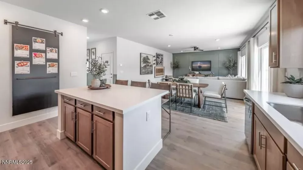 4379 Country Flats, Sparks, Nevada 89436, 4 Bedrooms Bedrooms, ,3 BathroomsBathrooms,Residential,Residential,Country Flats,250053437