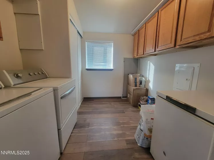 2905 9th St, Silver Springs, Nevada 89429, 3 Bedrooms Bedrooms, ,2 BathroomsBathrooms,Residential,Residential,9th St,250053439