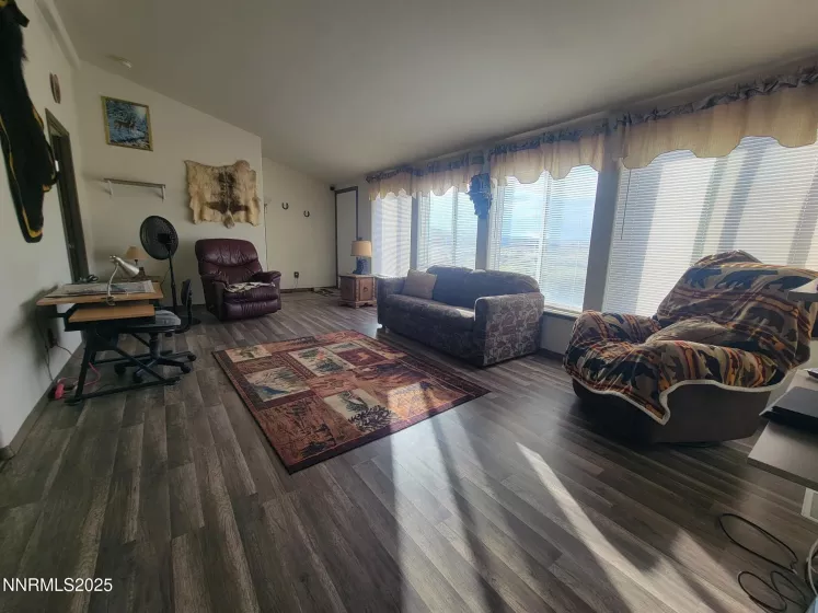 2905 9th St, Silver Springs, Nevada 89429, 3 Bedrooms Bedrooms, ,2 BathroomsBathrooms,Residential,Residential,9th St,250053439