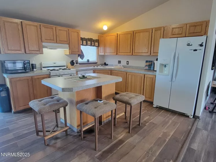 2905 9th St, Silver Springs, Nevada 89429, 3 Bedrooms Bedrooms, ,2 BathroomsBathrooms,Residential,Residential,9th St,250053439