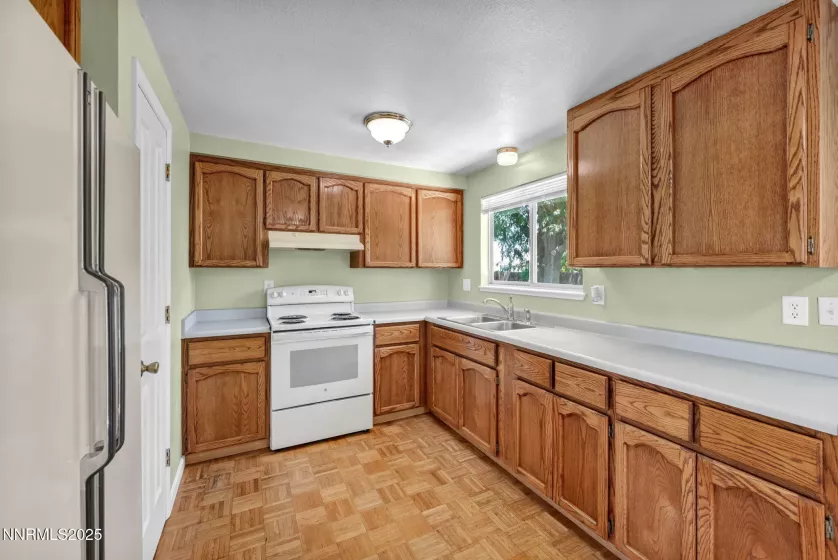 306 Helen, Yerington, Nevada 89447, 3 Bedrooms Bedrooms, ,2 BathroomsBathrooms,Residential,Residential,Helen,250053443