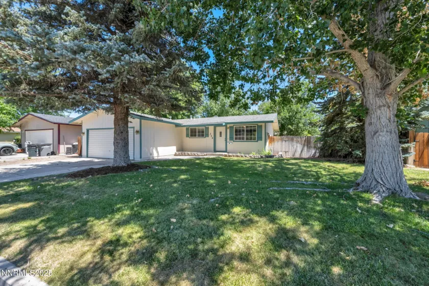 306 Helen, Yerington, Nevada 89447, 3 Bedrooms Bedrooms, ,2 BathroomsBathrooms,Residential,Residential,Helen,250053443