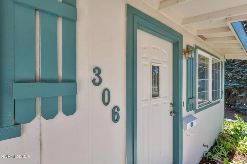 306 Helen, Yerington, Nevada 89447, 3 Bedrooms Bedrooms, ,2 BathroomsBathrooms,Residential,Residential,Helen,250053443