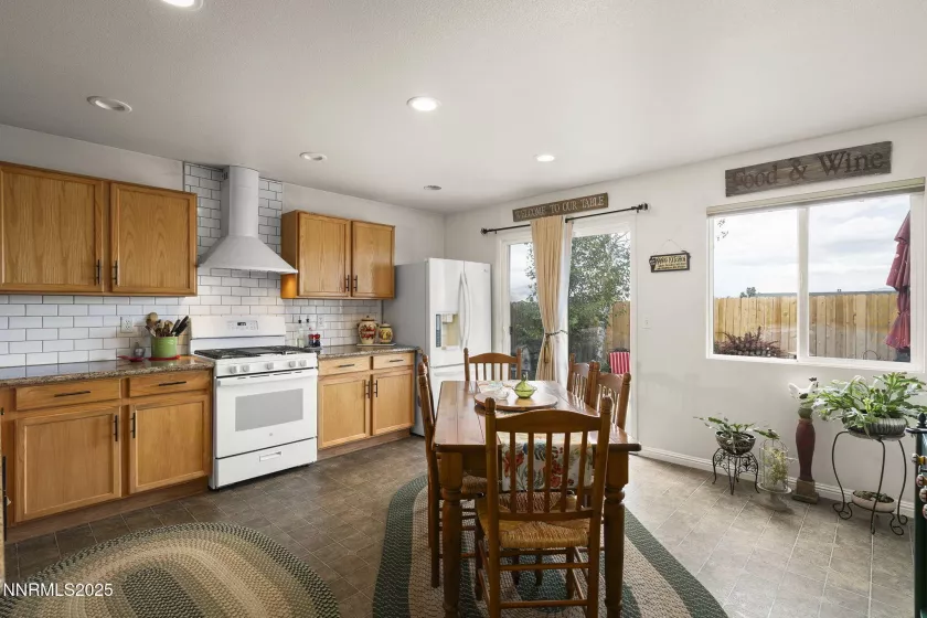7751 Mariner Cove, Reno, Nevada 89506, 3 Bedrooms Bedrooms, ,2 BathroomsBathrooms,Residential,Residential,Mariner Cove,250053444