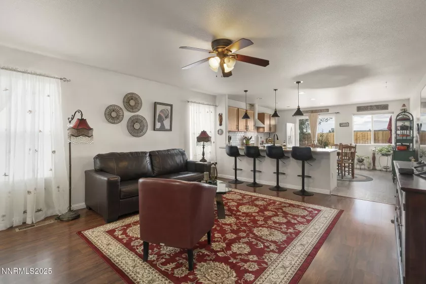 7751 Mariner Cove, Reno, Nevada 89506, 3 Bedrooms Bedrooms, ,2 BathroomsBathrooms,Residential,Residential,Mariner Cove,250053444