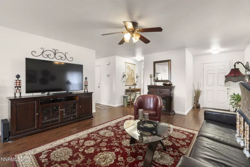 7751 Mariner Cove, Reno, Nevada 89506, 3 Bedrooms Bedrooms, ,2 BathroomsBathrooms,Residential,Residential,Mariner Cove,250053444