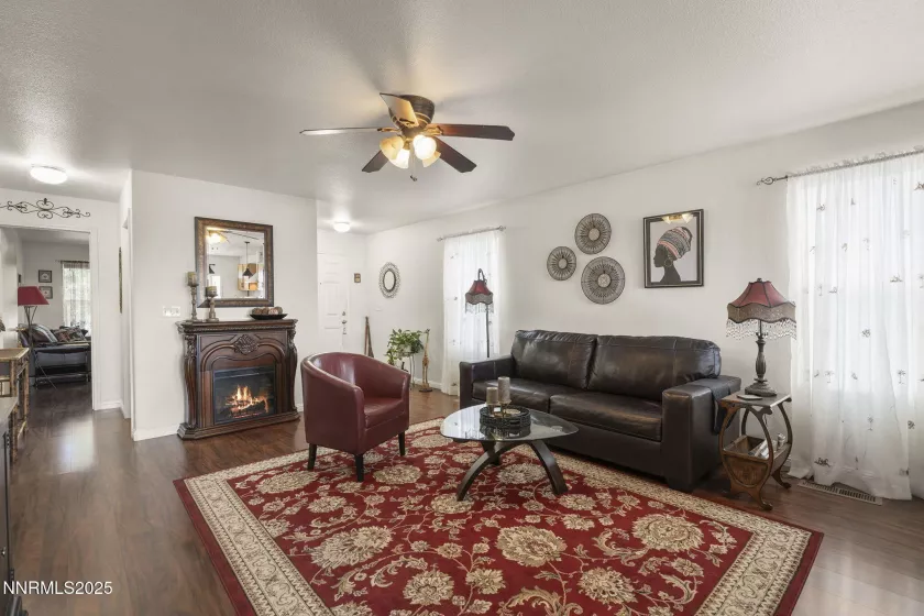 7751 Mariner Cove, Reno, Nevada 89506, 3 Bedrooms Bedrooms, ,2 BathroomsBathrooms,Residential,Residential,Mariner Cove,250053444