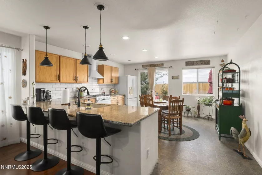 7751 Mariner Cove, Reno, Nevada 89506, 3 Bedrooms Bedrooms, ,2 BathroomsBathrooms,Residential,Residential,Mariner Cove,250053444