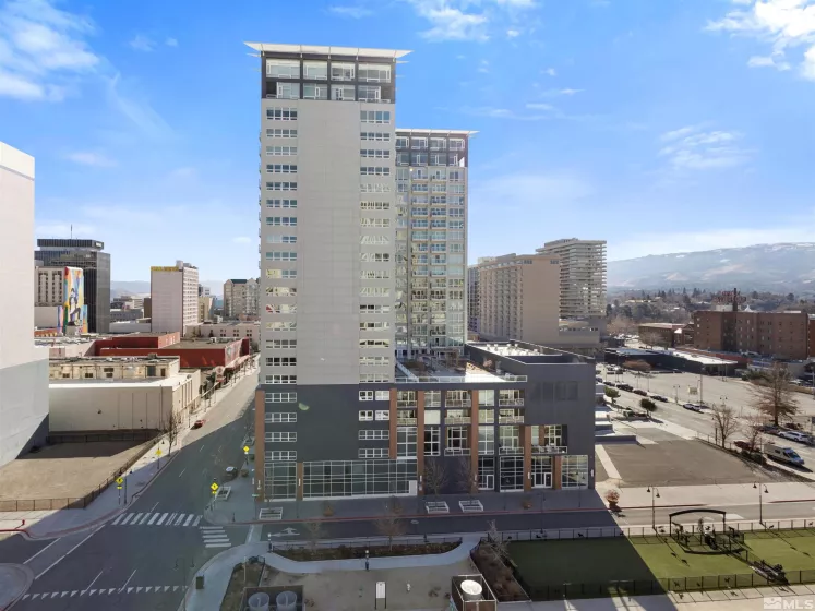 255 Sierra, Reno, Nevada 89501, 1 Bedroom Bedrooms, ,1 BathroomBathrooms,Residential,Residential,Sierra,250000719