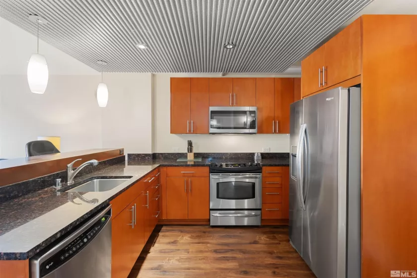 255 Sierra, Reno, Nevada 89501, 1 Bedroom Bedrooms, ,1 BathroomBathrooms,Residential,Residential,Sierra,250000719