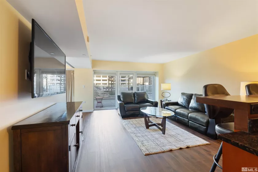 255 Sierra, Reno, Nevada 89501, 1 Bedroom Bedrooms, ,1 BathroomBathrooms,Residential,Residential,Sierra,250000719