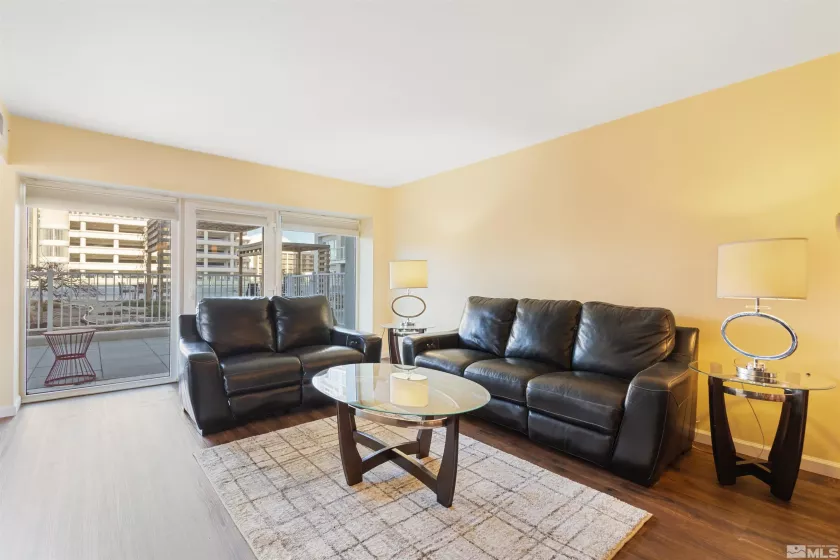 255 Sierra, Reno, Nevada 89501, 1 Bedroom Bedrooms, ,1 BathroomBathrooms,Residential,Residential,Sierra,250000719