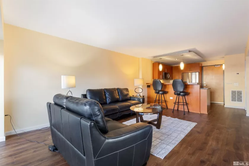 255 Sierra, Reno, Nevada 89501, 1 Bedroom Bedrooms, ,1 BathroomBathrooms,Residential,Residential,Sierra,250000719