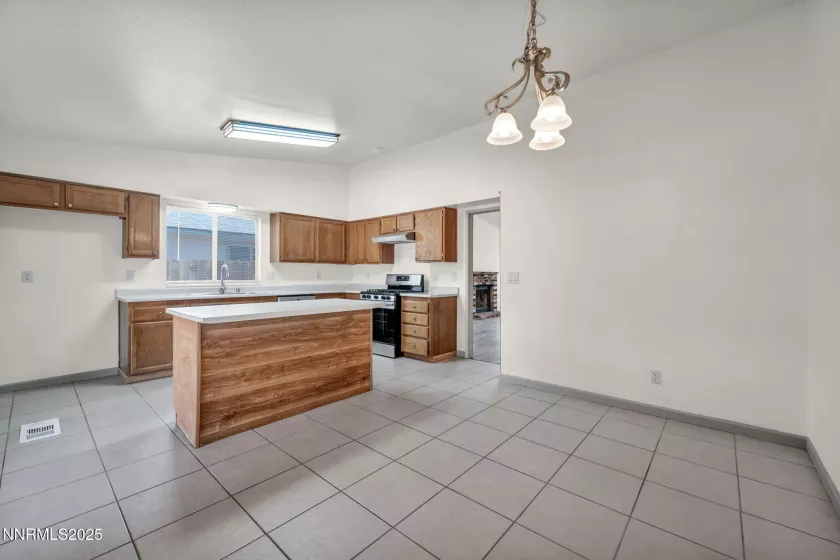 2660 Pinebrook, Carson City, Nevada 89701, 3 Bedrooms Bedrooms, ,2 BathroomsBathrooms,Residential,Residential,Pinebrook,250053447