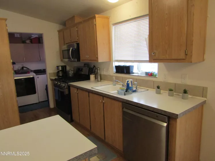 7 Northridge, Yerington, Nevada 89447, 3 Bedrooms Bedrooms, ,2 BathroomsBathrooms,Residential,Residential,Northridge,250053453